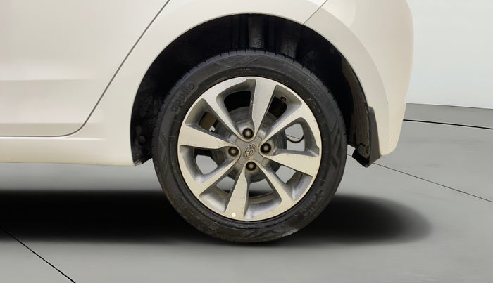 2017 Hyundai Elite i20 ASTA 1.2 DUAL TONE, Petrol, Manual, 31,134 km, Left Rear Wheel