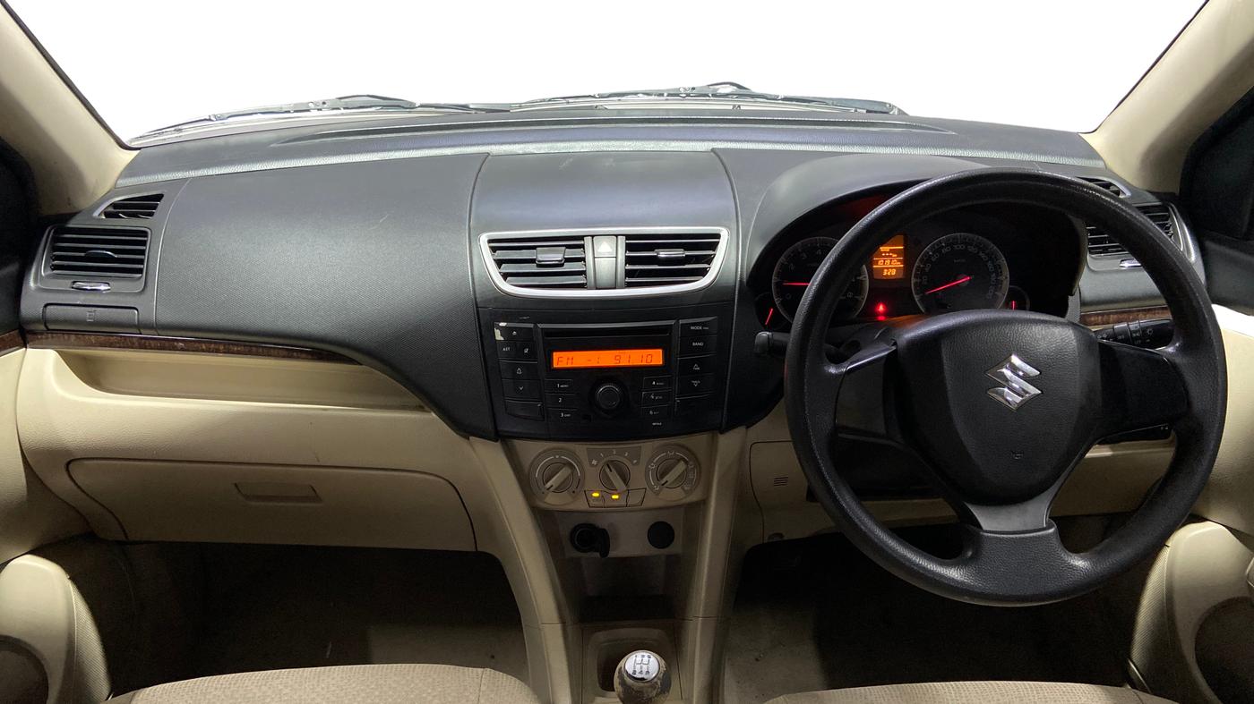 2013 Maruti Swift Dzire VXI, Petrol, Manual, 1,01,901 km, Dashboard