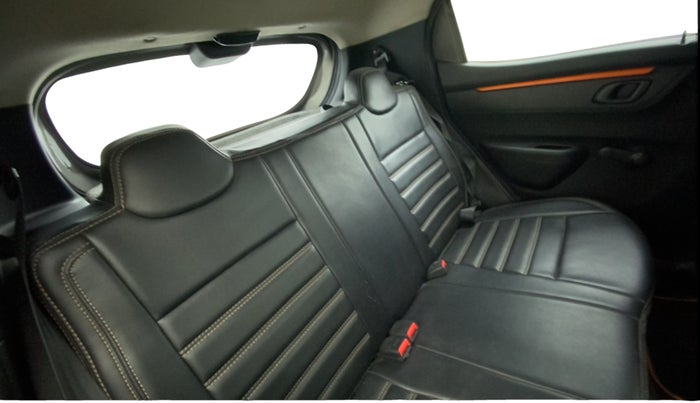 2017 Renault Kwid CLIMBER 1.0, Petrol, Manual, 70,982 km, Right Side Rear Door Cabin