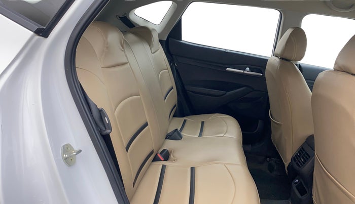 2020 KIA SELTOS HTK PLUS 1.5, Petrol, Manual, 23,014 km, Right Side Rear Door Cabin