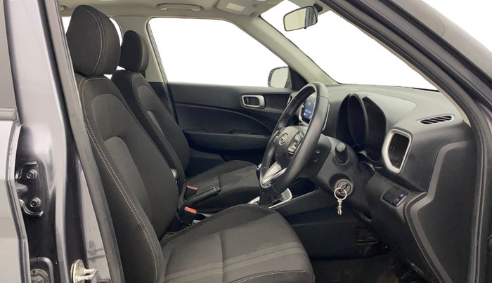 2021 Hyundai VENUE SX 1.0 TURBO, Petrol, Manual, 60,535 km, Right Side Front Door Cabin