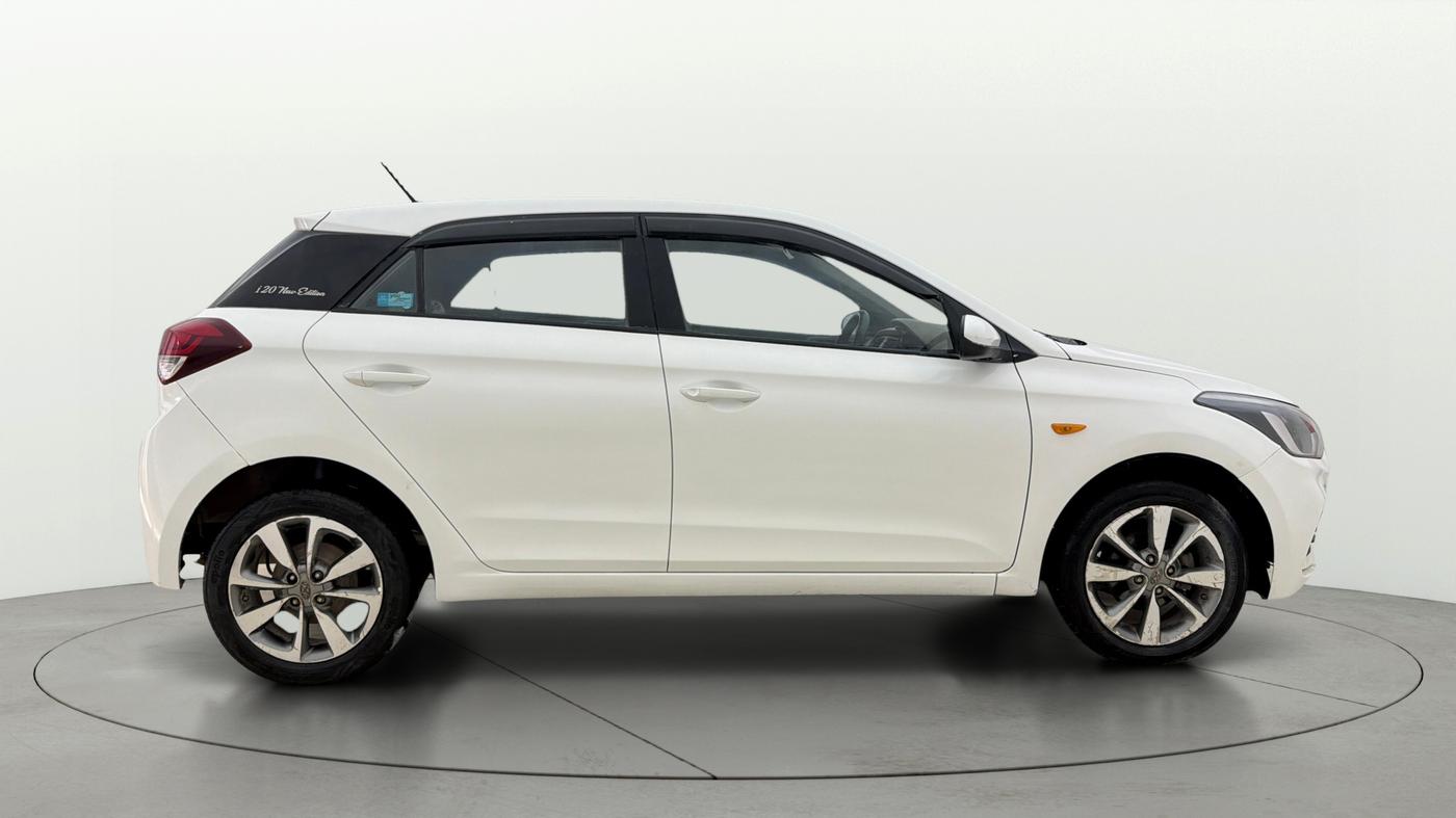 2016 Hyundai Elite i20 MAGNA 1.2, Petrol, Manual, 92,076 km, Right Side View