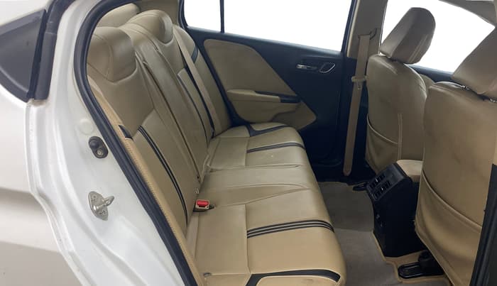 2018 Honda City 1.5L I-VTEC V MT, Petrol, Manual, 1,23,212 km, Right Side Rear Door Cabin
