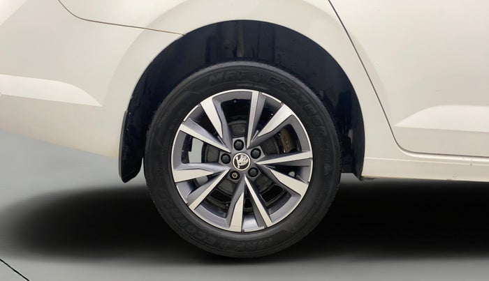 2022 Skoda SLAVIA STYLE 1.0L TSI MT, Petrol, Manual, 69,712 km, Right Rear Wheel