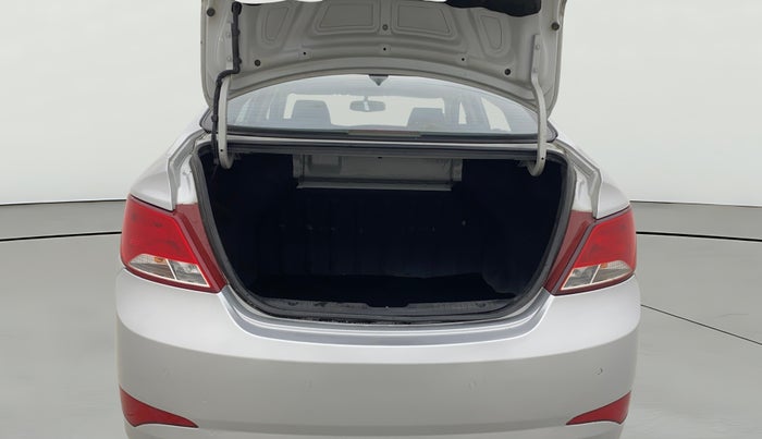2015 Hyundai Verna FLUIDIC 4S 1.6 VTVT S(O), Petrol, Manual, 1,20,871 km, Boot Open Zoomed View