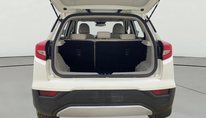 2023 Mahindra XUV300 W8 (O) 1.5 DIESEL AMT, Diesel, Automatic, 90,866 km, Boot Open Zoomed View