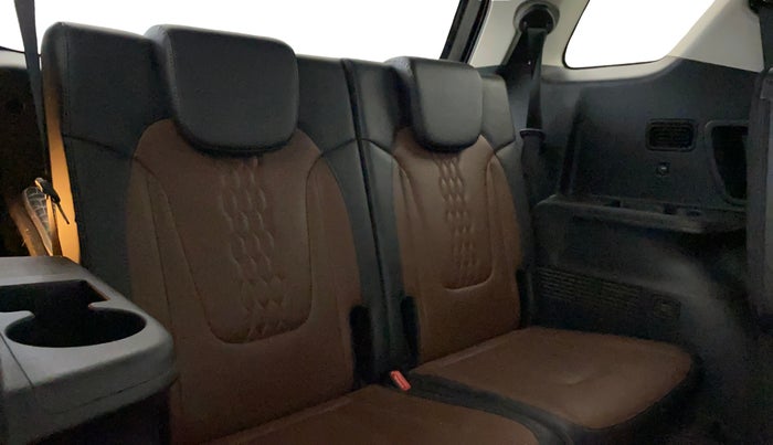 2022 Hyundai ALCAZAR 2.0 SIGNATURE (O) AT 6STR, CNG, Automatic, 32,844 km, Third Seat Row ( optional )