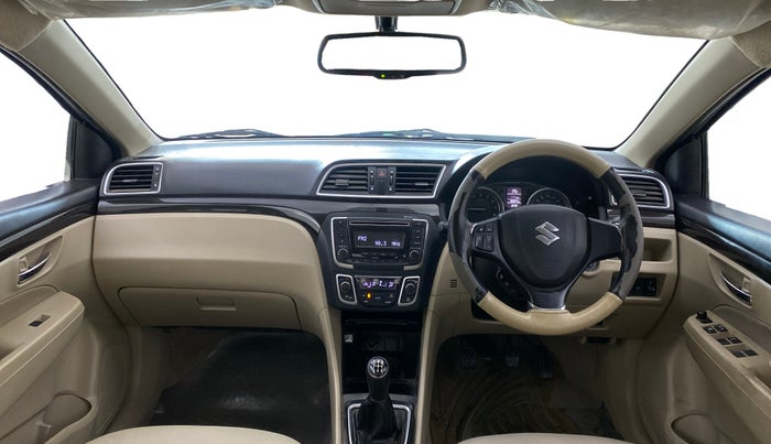 2017 Maruti Ciaz ZXI, Petrol, Manual, 36,792 km, Dashboard