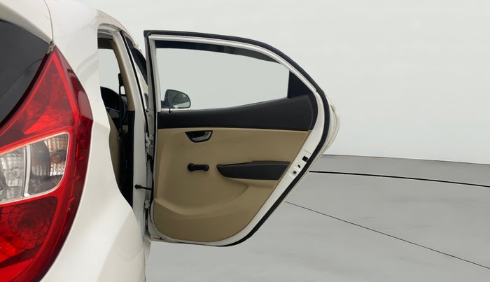 2015 Hyundai Eon SPORTZ, Petrol, Manual, 15,229 km, RHS Rear Door