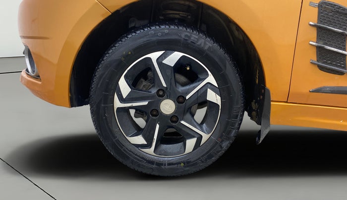 2016 Tata Tiago XZ PETROL, Petrol, Manual, 46,563 km, Left Front Wheel