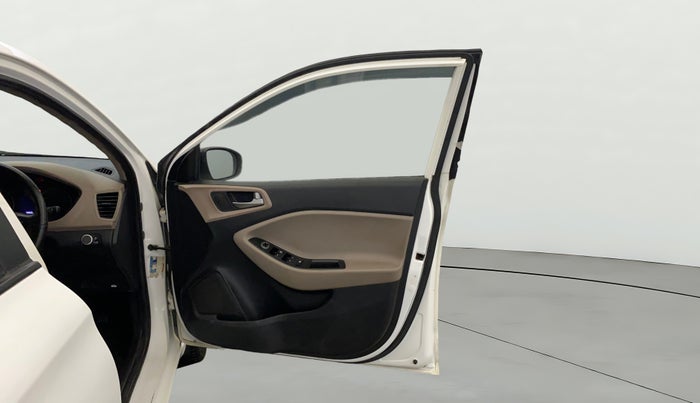 2018 Hyundai Elite i20 MAGNA EXECUTIVE 1.2, CNG, Manual, 73,543 km, RHS Front Door