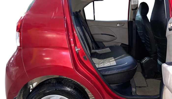 2018 Hyundai NEW SANTRO SPORTZ CNG, CNG, Manual, 68,127 km, Right Side Rear Door Cabin
