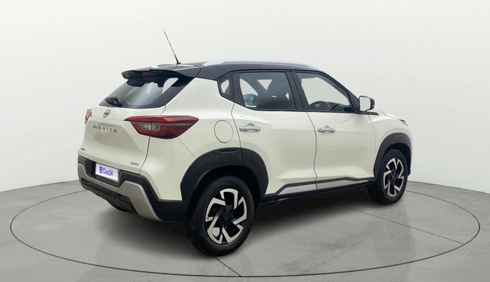 2021 Nissan MAGNITE XV TURBO CVT, Petrol, Automatic, 33,105 km, Right Back Diagonal