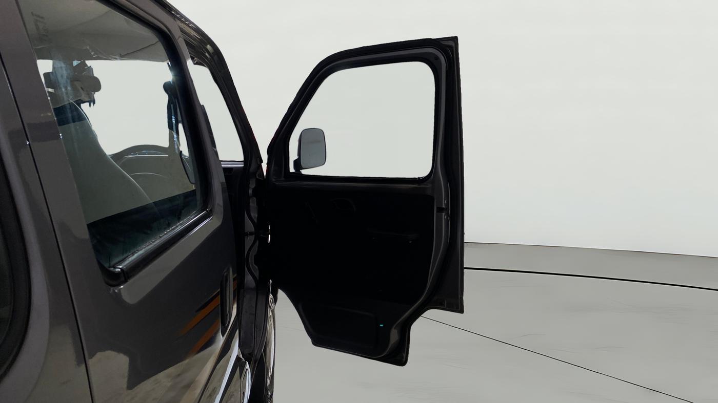 2022 Maruti Eeco 5 STR AC (O), Petrol, Manual, 18,201 km, RHS Front Door