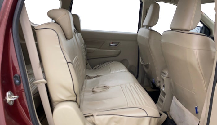 2019 Maruti Ertiga ZDI+ 1.5, Diesel, Manual, 1,28,670 km, Right Side Rear Door Cabin