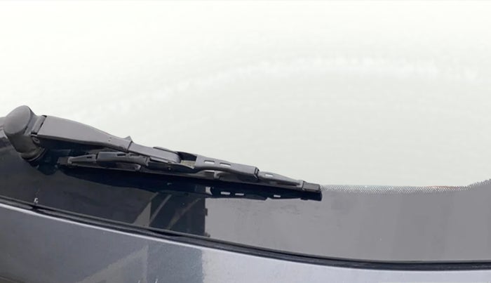 2023 Skoda KUSHAQ STYLE 1.0L TSI MT, Petrol, Manual, 66,576 km, Rear Wiper