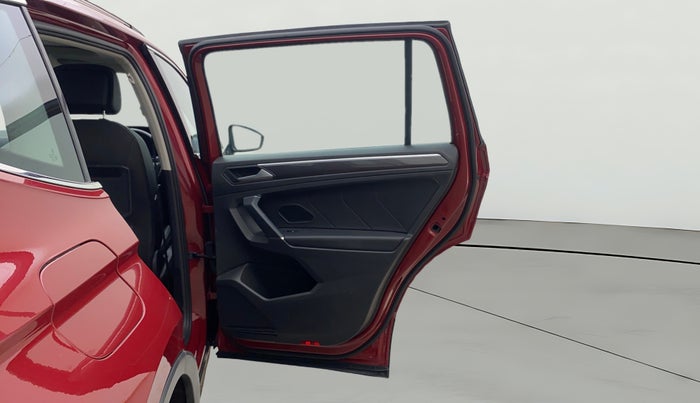 2020 Volkswagen TIGUAN ALL SPACE 2.0 TSI, Petrol, Automatic, 25,126 km, RHS Rear Door