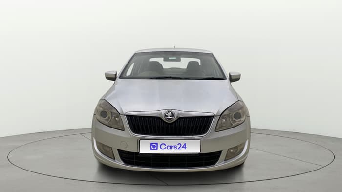 2014 Skoda Rapid ELEGANCE 1.6 TDI CR MT, Diesel, Manual, 1,22,236 km, Front