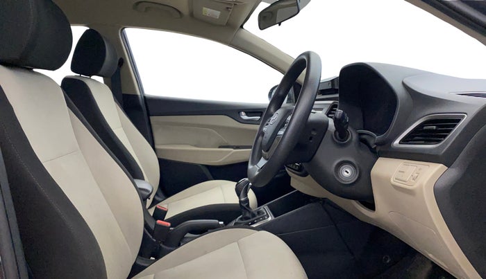 2018 Hyundai Verna 1.6 EX VTVT AT, Petrol, Automatic, 34,378 km, Right Side Front Door Cabin