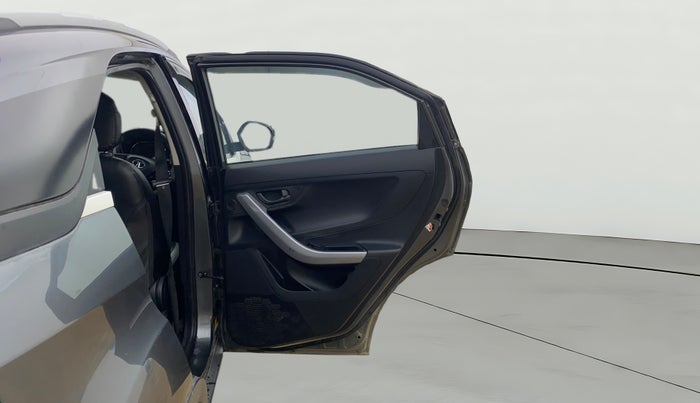 2022 Tata NEXON XMA PLUS SUNROOF PETROL, Petrol, Automatic, 47,565 km, RHS Rear Door