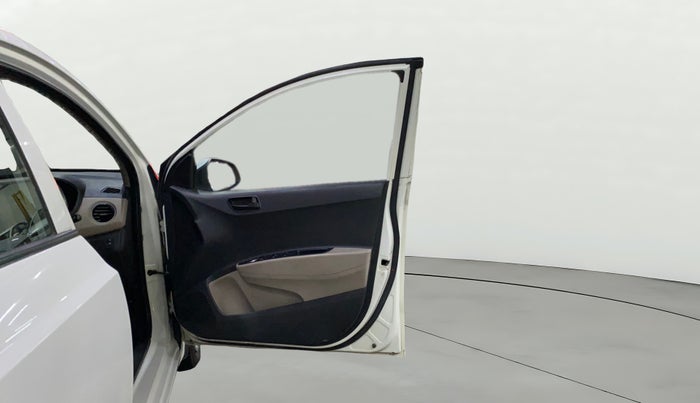 2017 Hyundai Grand i10 MAGNA 1.2 KAPPA VTVT, Petrol, Manual, 48,174 km, RHS Front Door