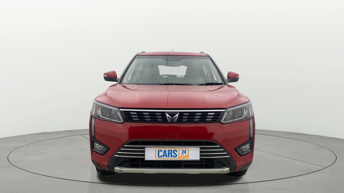 2023 Mahindra XUV300 W8 (O) 1.5 DIESEL, Diesel, Manual, 64,416 km, Front