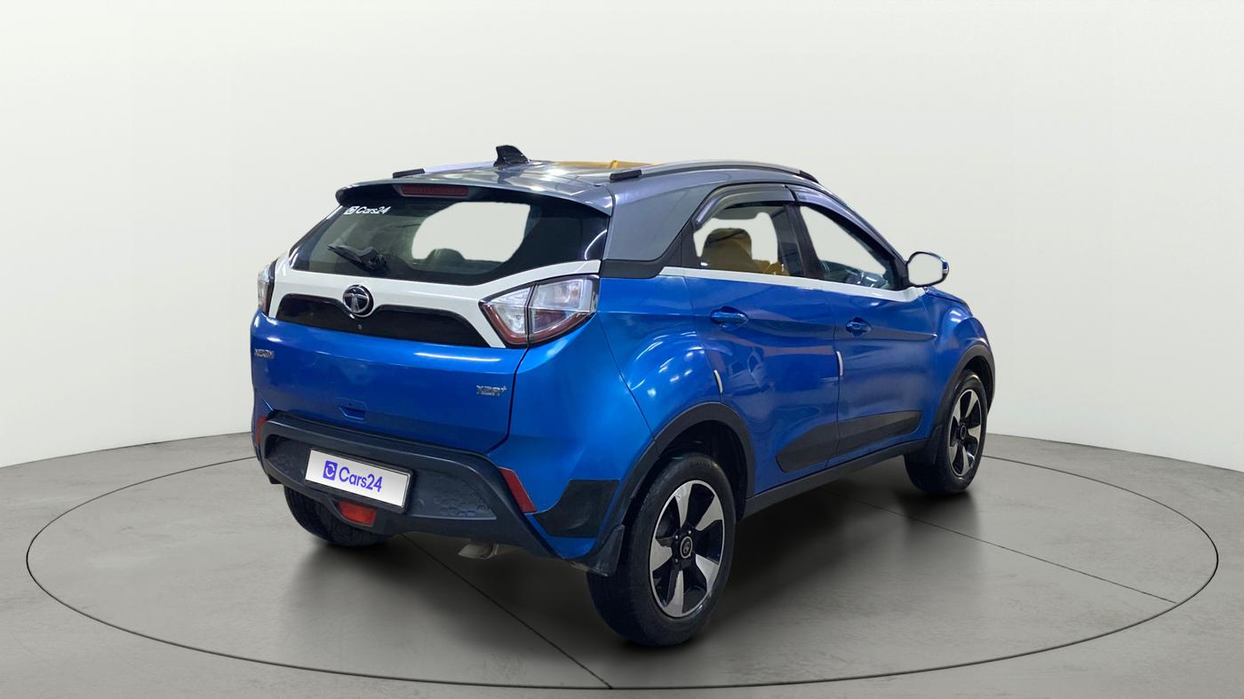 2018 Tata NEXON XZA PLUS DIESEL DUAL TONE, Diesel, Automatic, 90,714 km, Right Back Diagonal