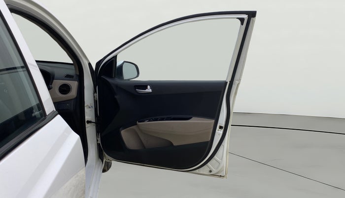 2018 Hyundai Grand i10 SPORTZ 1.2 KAPPA VTVT, Petrol, Manual, 82,973 km, RHS Front Door