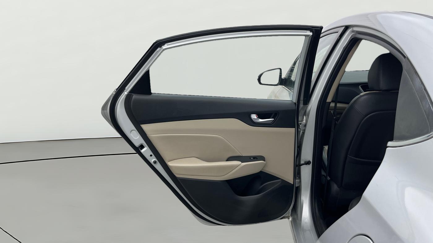 2018 Hyundai Verna 1.6 VTVT SX (O) AT, Petrol, Automatic, 46,247 km, LHS Rear Door