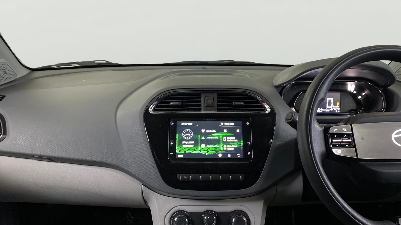 2025 Tata Tiago XT PETROL, Petrol, Manual, 11,015 km, Air Conditioner