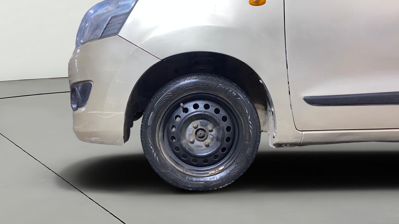 2016 Maruti Wagon R 1.0 VXI, Petrol, Manual, 31,925 km, Left Front Wheel