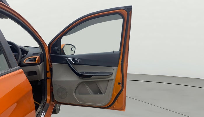 2019 Tata Tiago XZ PLUS PETROL, Petrol, Manual, 66,612 km, RHS Front Door