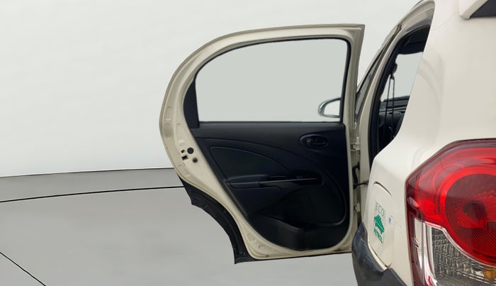 2014 Toyota Etios CROSS 1.2 G, Petrol, Manual, 70,160 km, LHS Rear Door