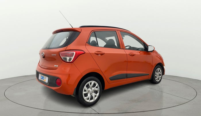 2018 Hyundai Grand i10 SPORTZ (O) 1.2 KAPPA VTVT, Petrol, Manual, 37,985 km, Right Back Diagonal