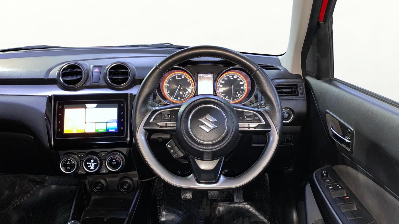 2021 Maruti Swift ZXI PLUS DUAL TONE, Petrol, Manual, 40,779 km, Steering Wheel Close Up