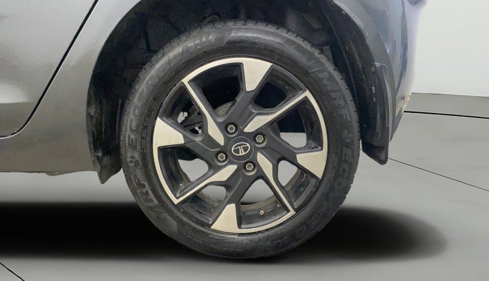 2023 Tata ALTROZ XM PLUS SUNROOF, Petrol, Manual, 23,443 km, Left Rear Wheel