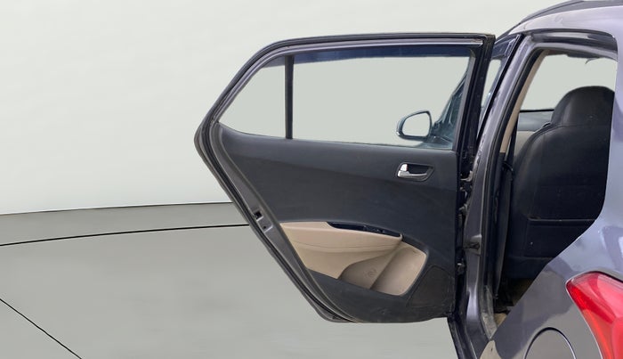 2016 Hyundai Grand i10 SPORTZ 1.1 CRDI, Diesel, Manual, 1,28,999 km, LHS Rear Door