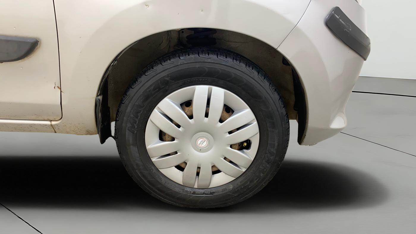 2014 Maruti Alto 800 LXI, Petrol, Manual, 93,724 km, Right Front Wheel