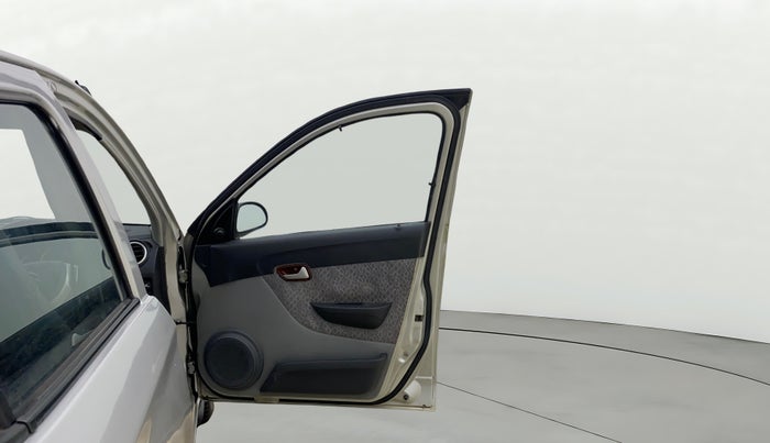 2017 Maruti Alto 800 LXI, CNG, Manual, 57,139 km, RHS Front Door