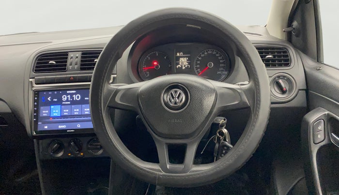 2017 Volkswagen Ameo TRENDLINE 1.5L, Diesel, Manual, 1,01,148 km, Steering Wheel Close Up