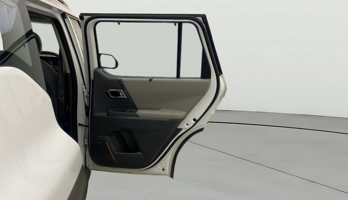 2025 KIA SYROS HTX Plus (O) 1.0 Turbo 7DCT, Petrol, Automatic, 3,947 km, RHS Rear Door