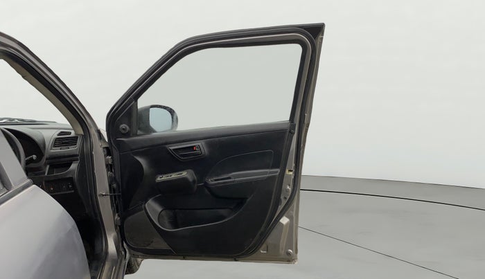 2014 Maruti Swift LXI, Petrol, Manual, 91,764 km, RHS Front Door