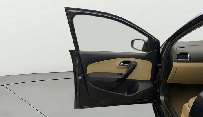 2014 Volkswagen Polo HIGHLINE1.2L, Petrol, Manual, 71,135 km, LHS Front Door