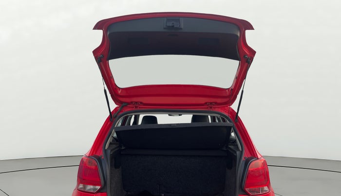 2018 Volkswagen Polo HIGHLINE PLUS 1.0 16 ALLOY, Petrol, Manual, 1,11,152 km, Boot Door Open