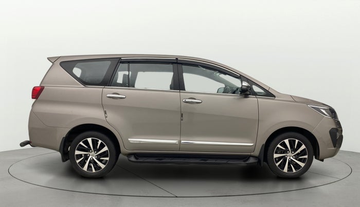 2022 Toyota Innova Crysta 2.7 ZX AT 7 STR, Petrol, Automatic, 32,464 km, Right Side View