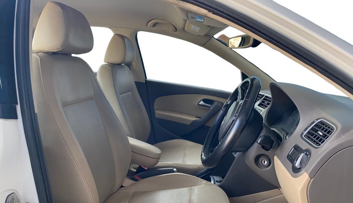 2018 Volkswagen Vento HIGHLINE PLUS 1.5 AT 16 ALLOY, Diesel, Automatic, 1,31,512 km, Right Side Front Door Cabin