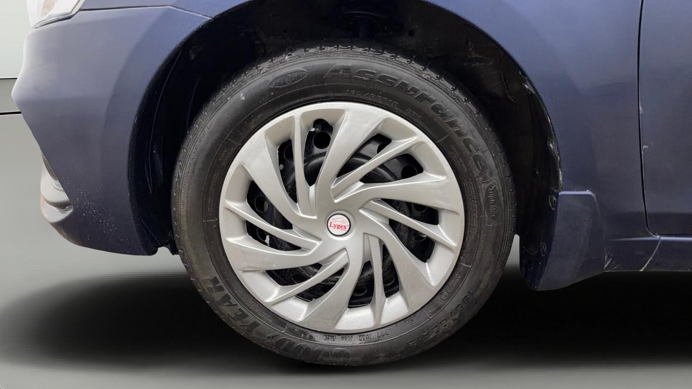 2021 Maruti Ciaz SIGMA 1.5 SHVS MT  PETROL, Petrol, Manual, 46,129 km, Left Front Wheel