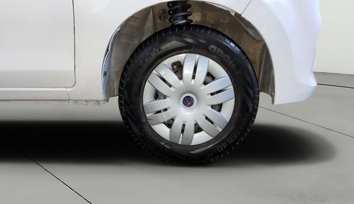 2017 Maruti Alto 800 LXI, CNG, Manual, 93,121 km, Right Front Wheel