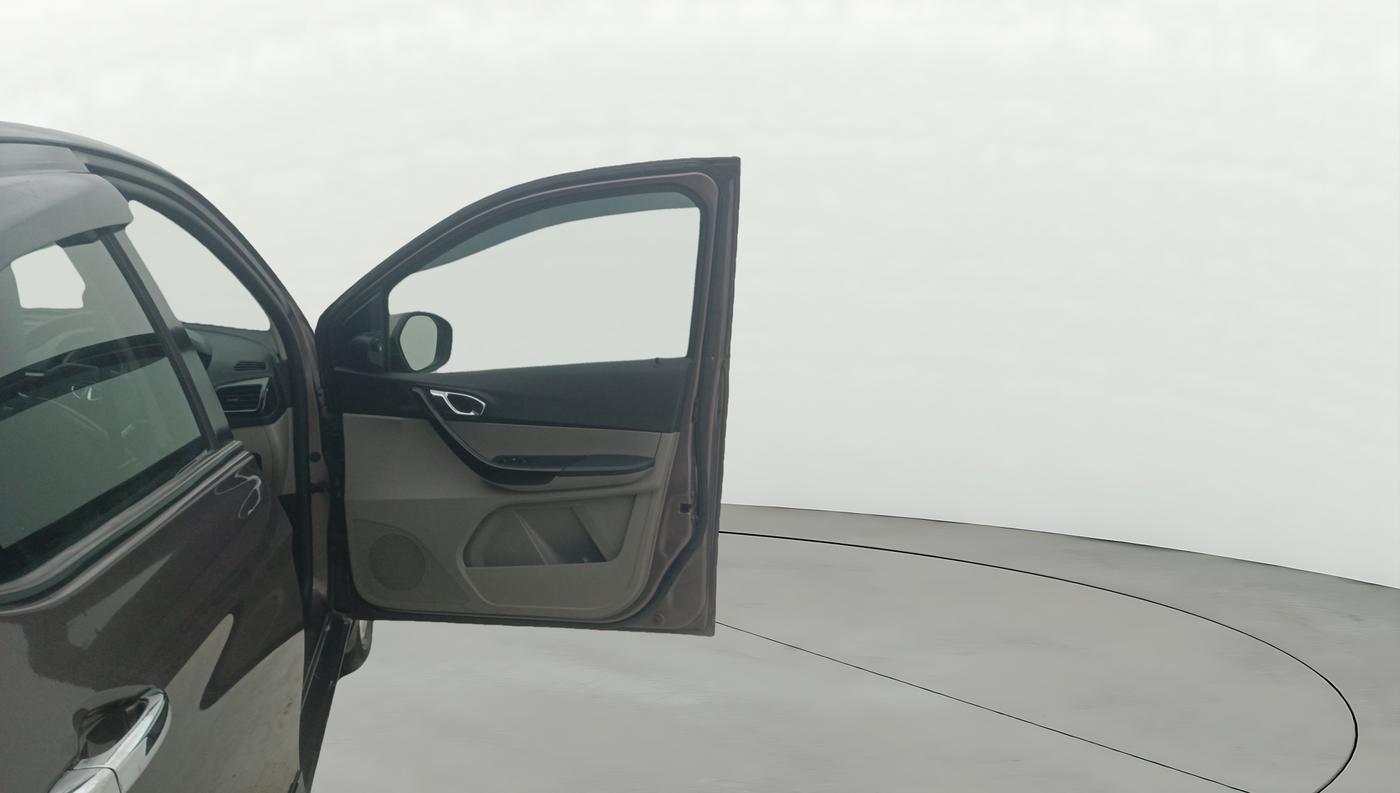 2017 Tata Tiago XZA PETROL, Petrol, Automatic, 39,600 km, RHS Front Door