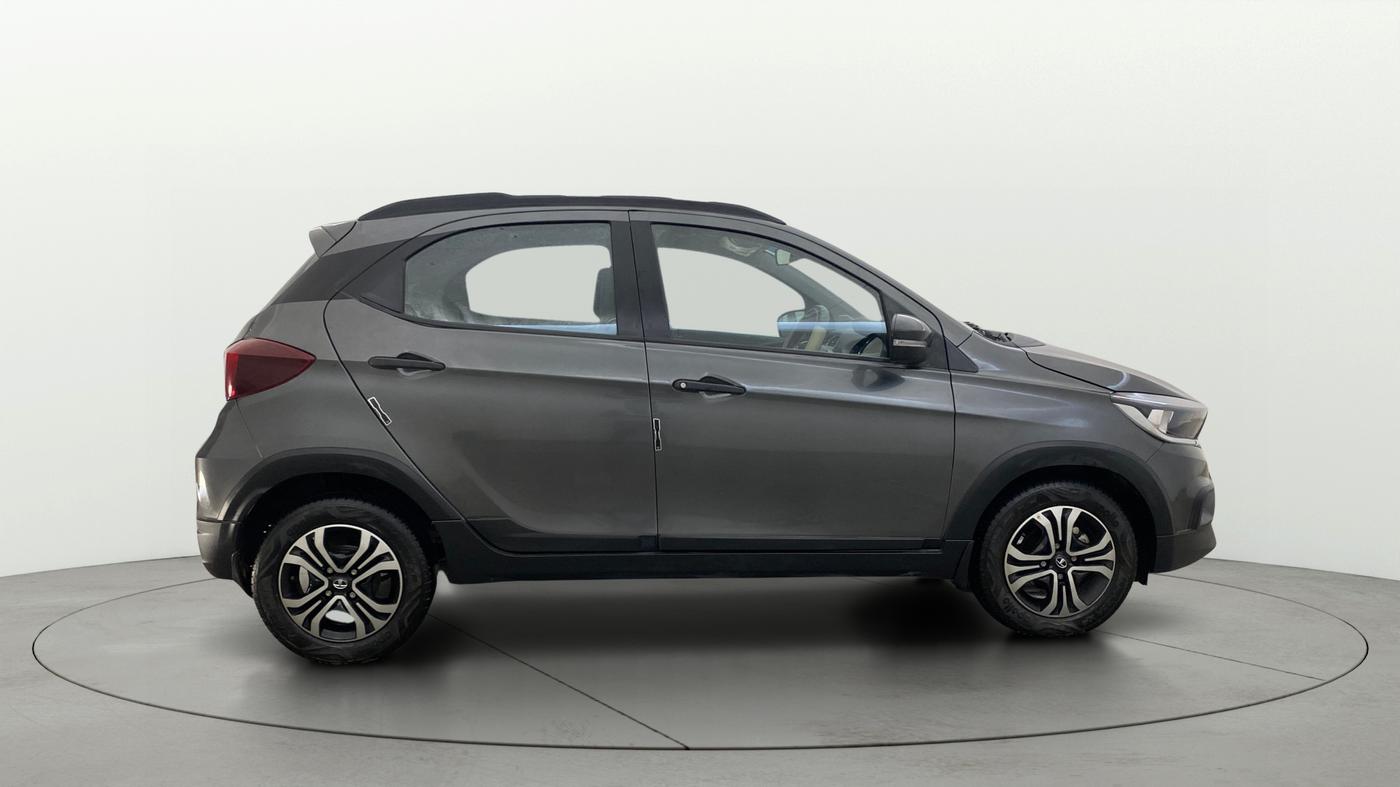 2022 Tata TIAGO NRG XT MT, Petrol, Manual, 3,954 km, Right Side View